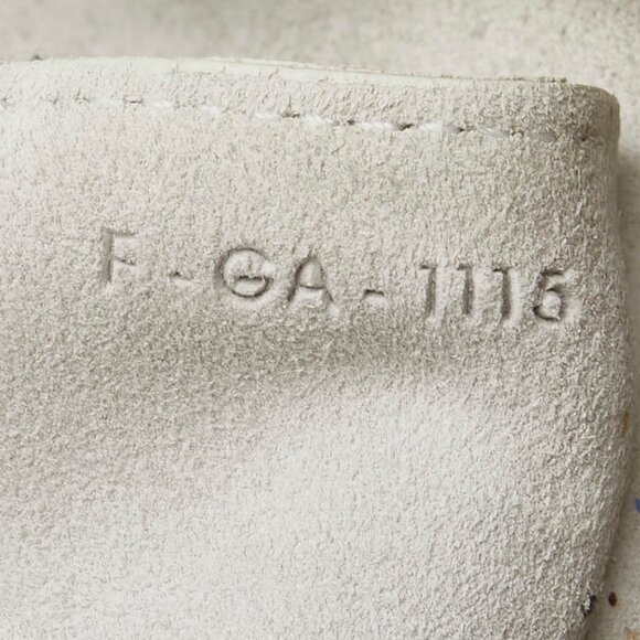 CELINE Ivory Leather Shoulder Bag - Picture 13 of 16